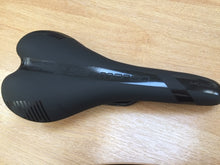 Load image into Gallery viewer, Monza Saddle